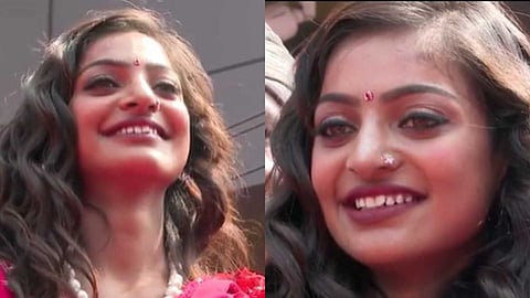 ബോബി ചെമ്മണ്ണൂർ ഇന്റർനാഷണൽ ജ്വല്ലേഴ്സിന്റെ ലൈറ്റ് ഡയമണ്ട് കളക്ഷൻസ് ഉദ്ഘാടനം ചെയ്ത് കുഭമേള വൈറൽ ഗേൾ മൊണാലിസ