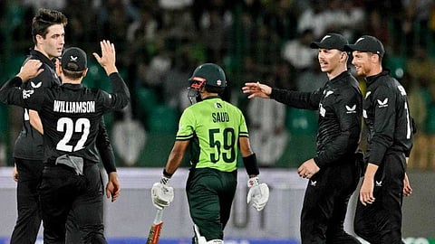 Pakistan vs New Zealand| ചാംപ്യന്സ് ട്രോഫി ആദ്യ മത്സരത്തില് പാകിസ്ഥാന് തോല്വി; ന്യൂസിലന്ഡിന്റെ വിജയം 60 റണ്സിന്
