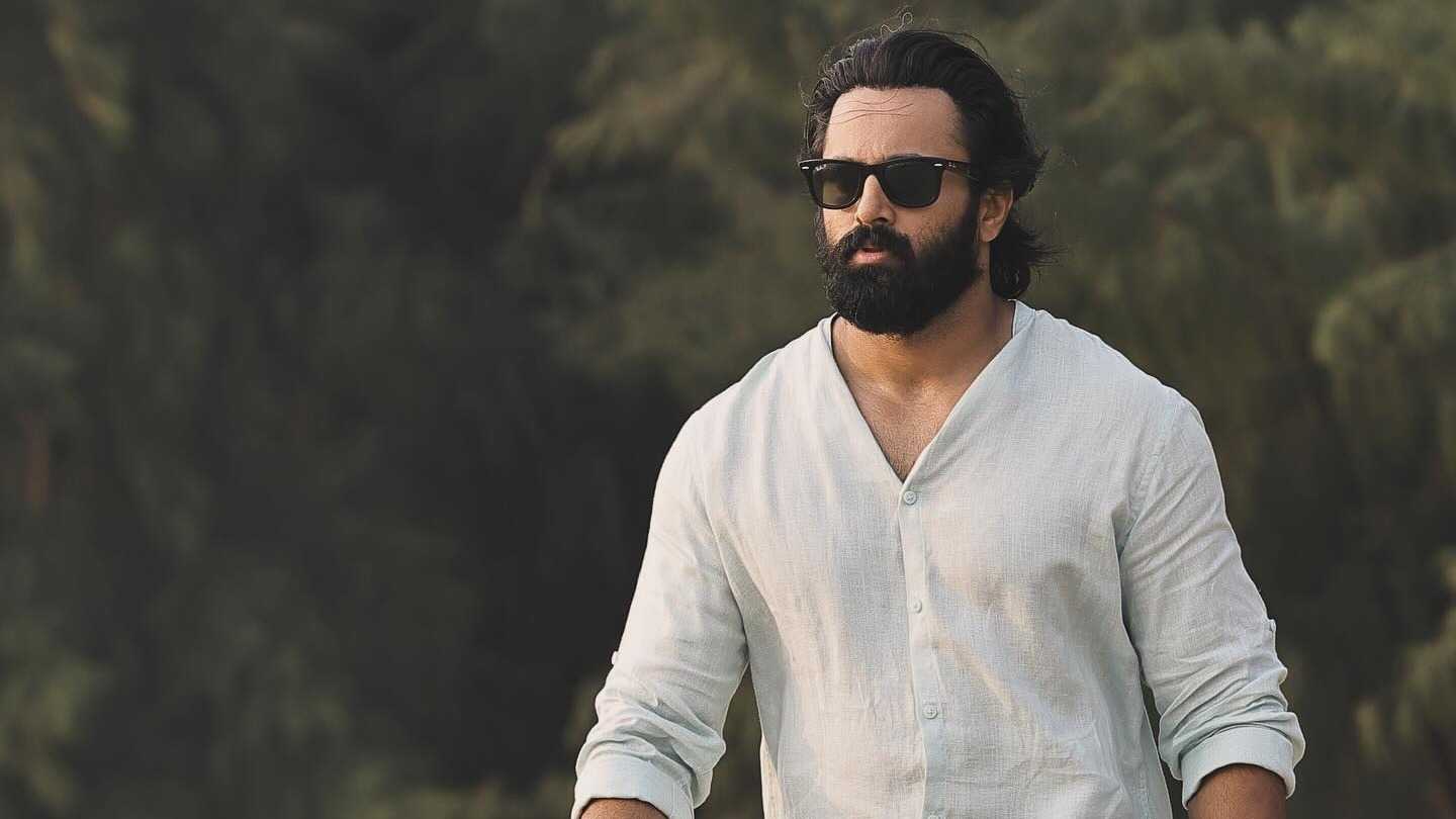 ഇന്റിമേറ്റ് സീനുകളില് ചുംബിച്ച് അഭിനയിക്കാന് ഞാനില്ല: ഉണ്ണി മുകുന്ദന്