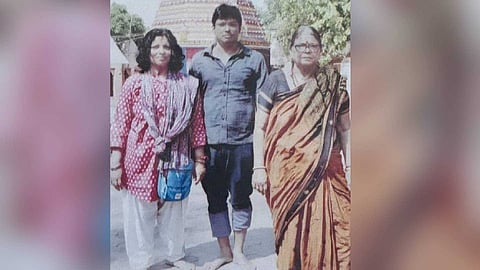 കാക്കനാട് സെൻട്രൽ എക്സൈസ് ക്വാട്ടേഴ്സിലെ കൂട്ടമരണം: മൂന്ന് പേരുടെയും തൂങ്ങിമരണമെന്ന് പോസ്റ്റ്മോർട്ടം റിപ്പോർട്ട്