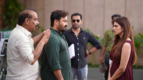 'സ്വപ്നതുല്യം'; ഹൃദയപൂര്വ്വം സെറ്റില് ജോയിന് ചെയ്ത് മാളവിക