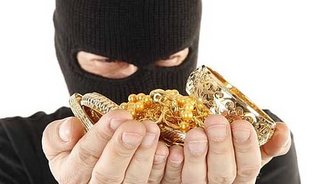 പല നാള് കള്ളന് ഒരുനാള്... ട്രെയിൻ യാത്രക്കിടെ പരിചയപ്പെട്ട വൃദ്ധദമ്പതികളുടെ 
വീട്ടിലെത്തി മയക്കിക്കിടത്തി സ്വർണം കവർന്ന പ്രതി പിടിയിൽ