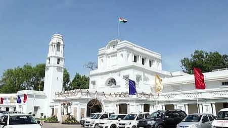 ശക്തമായ വാദ പ്രതിവാദങ്ങൾക്ക് സാധ്യത; ഡൽഹി നിയമസഭയുടെ ആദ്യ സമ്മേളനം ഇന്ന്