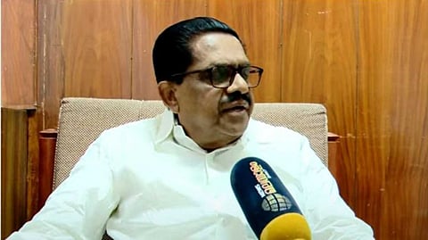 ബാര് മുതലാളിമാര്ക്ക് ചുമതല നല്കരുത്; അടൂര് പ്രകാശിനെ KPCC അധ്യക്ഷനായി പരിഗണിക്കുന്നതിൽ പരോക്ഷ വിമർശനവുമായി വി.എം. സുധീരൻ