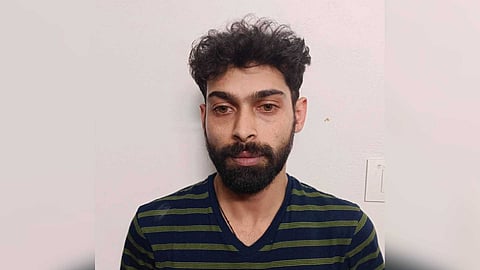 കോഴിക്കോട് എംഡിഎംഎയുമായി ഡോക്ടർ പിടിയിൽ; ഇയാൾ വിദ്യാർഥികൾക്കും മയക്കുമരുന്ന് വിതരണം ചെയ്തിരുന്നതായി പൊലീസ്