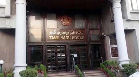 ഡൽഹിയിലെ തമിഴ്നാട് ഹൗസിൽ ബോംബ് ഭീഷണി; പരിശോധനയുമായി ഡൽഹി പൊലീസ്