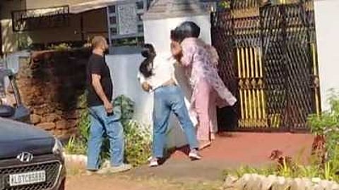 തൃശൂർ നഗരത്തിൽ പട്ടാപ്പകൽ യുവതിയെ തട്ടിക്കൊണ്ടുപോയി, 4 ദിവസം പൂട്ടിയിട്ട് മർദിച്ചു; അഞ്ചംഗ സംഘം അറസ്റ്റിൽ