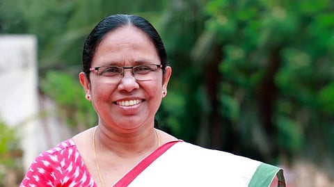 ആശ വര്ക്കര്മാരുടെ ആവശ്യങ്ങളോട് മുഖം തിരിക്കുന്നവരല്ല ഇടതുപക്ഷം; സാമ്പത്തിക പ്രതിസന്ധി മറികടക്കുമ്പോള് തുക വര്ധിപ്പിക്കും: കെ.കെ. ശൈലജ