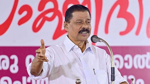 എൽഡിഎഫിന് തുടർഭരണം ഉണ്ടാകുമെന്ന് വിശ്വസിക്കുന്നയാളാണ് തരൂർ; എം.വി. ഗോവിന്ദൻ