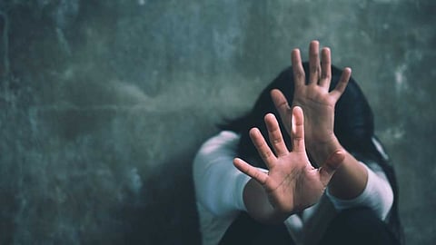 കർണാടകയിൽ രണ്ട് സ്ത്രീകളെ കൂട്ടബലാത്സംഗം ചെയ്തു; ഇരയായത് വിദേശ വനിതയും ഹോംസ്റ്റേ ഉടമയും