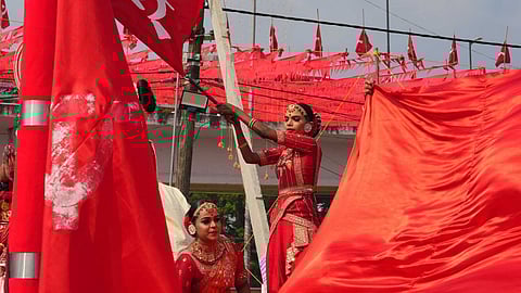 സിപിഐഎം സംസ്ഥാന സമ്മേളനത്തിന് ഇന്ന് കൊടിയിറക്കം; പൊതുസമ്മേളനം വൈകീട്ട്
