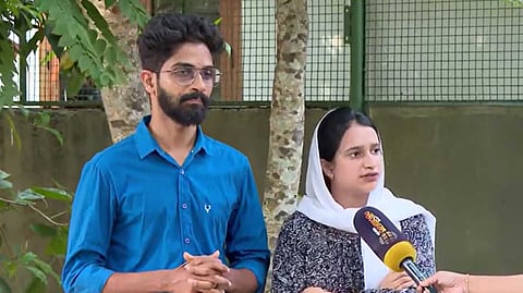 വീട്ടിൽ പ്രസവിച്ചതിനാൽ ജനനസർട്ടിഫിക്കറ്റ് നൽകുന്നില്ലെന്ന് കുടുംബം; കുഞ്ഞ് വീട്ടിൽ ജനിച്ചതിന് രേഖകൾ ഇല്ലെന്ന് ആരോഗ്യ വകുപ്പ്