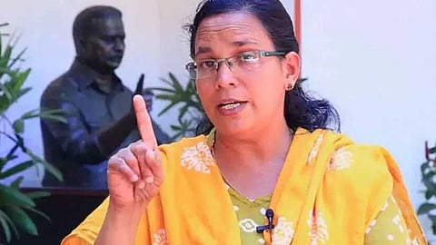 കുടിവെള്ളം മുടങ്ങിയാലും മദ്യം വിളമ്പുന്ന കമ്മ്യൂണിസം; ടി.പി. കേസിലെ പ്രതികൾക്ക് ഇഷ്ടം പോലെ പരോളും ജാമ്യവും: കെ.കെ. രമ