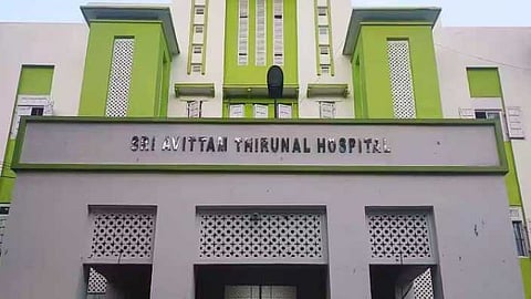 തിരുവനന്തപുരം SAT ആശുപത്രിയിൽ ഓക്സിജൻ ട്യൂബ് പൊട്ടിത്തെറിച്ചു; ജീവനക്കാരിക്ക് ഗുരുതര പരിക്ക്