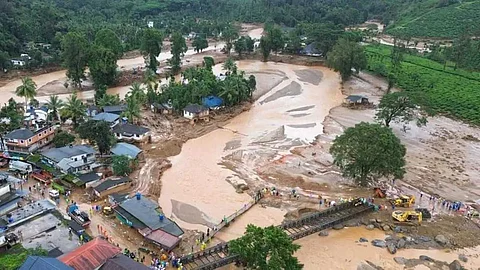 ചൂരല്മല ദുരന്തം: ഒരു വര്ഷം പിന്നിടുമ്പോഴും പുനരധിവാസത്തിന് അന്തിമ പട്ടിക തയ്യാറാക്കാനായില്ല; ഭരണ പരാജയമെന്ന് ആരോപണം