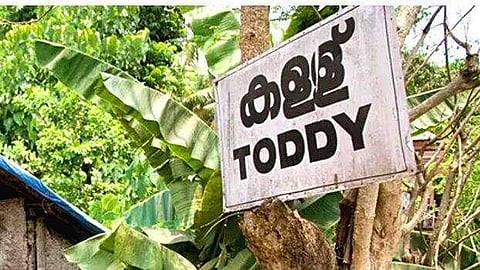 പാലക്കാട് കള്ളിൽ കഫ് സിറപ്പ് കണ്ടെത്തിയ ഷാപ്പുകളുടെ ലൈസൻസ് റദ്ദാക്കി; ചിറ്റൂർ മേഖലയിലെ 10 ഷാപ്പുകൾക്ക് പൂട്ടുവീണു