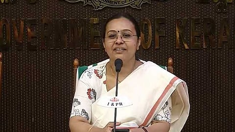 "ഒരാഴ്ചയ്ക്കുള്ളിൽ ജെ. പി. നഡ്ഡയെ കാണും എന്നാണ് പറഞ്ഞത്, നടക്കുന്നത് വ്യാജ പ്രചരണം"; ഡൽഹി യാത്രയിൽ വിശദീകരണവുമായി വീണാ ജോർജ്