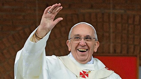 അഞ്ചാഴ്ചയ്ക്ക് ശേഷം മാർപാപ്പ ഇന്ന് വത്തിക്കാനിലെ വസതിയിലേക്ക്; റോമിലെ ആശുപത്രിക്ക് മുന്നിൽ വിശ്വാസികളെ ആശീർവദിക്കും