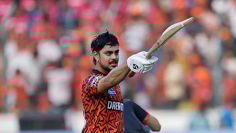 സണ്റൈസേഴ്സിന്റെ 'പോക്കറ്റ് ഡൈനാമോ'; ആദ്യ IPL സെഞ്ചുറി തിളക്കത്തില് ഇഷാന് കിഷന്