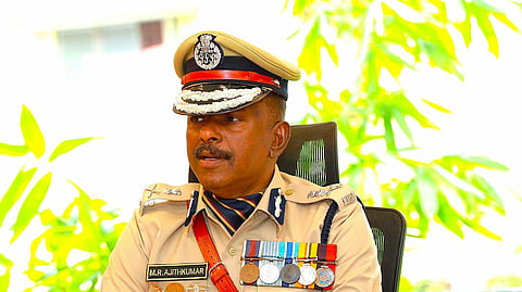 അനധികൃത സ്വത്ത് സമ്പാദനക്കേസ്: എഡിജിപി എം.ആർ. അജിത് കുമാറിന് ക്ലീൻ ചിറ്റ്,
അഴിമതിയില്ലെന്ന് വിജിലൻസ് റിപ്പോർട്ട്