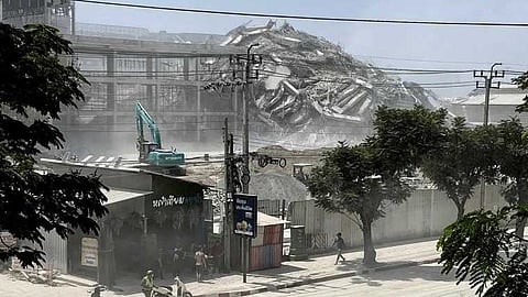 VIDEO | മ്യാൻമറിനെ പിടിച്ചുകുലുക്കി ഭൂകമ്പം: അടിയന്തരാവസ്ഥ പ്രഖ്യാപിച്ചു; തായ്ലൻ്റിലും ജാഗ്രത