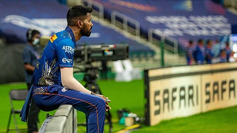 ഗുജറാത്തിനോട് തോല്വി, പിന്നാലെ 12 ലക്ഷം രൂപ പിഴ; ഹാര്ദിക് പാണ്ഡ്യക്ക് തിരിച്ചടി