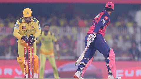 VIDEO | ചെന്നൈ സൂപ്പർ കിങ്സിന് തിരിച്ചുവരവൊരുക്കി ധോണി-അശ്വിൻ കൂട്ടുകെട്ട്; വീഡിയോ വൈറൽ