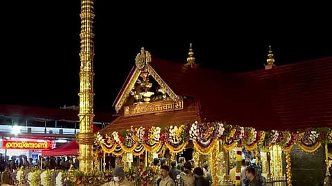 പൈങ്കുനി ഉത്രം,വിഷു മഹോത്സവങ്ങൾക്കൊരുങ്ങി ശബരിമല; നാളെ നട തുറക്കും