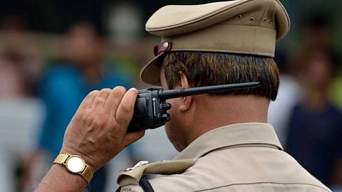 പെരുമ്പാവൂർ ASP യുടെ പേരിൽ വ്യാജ ഇ മെയിൽ; പൊലീസ് ഉദ്യോഗസ്ഥനെതിരെ നടപടി