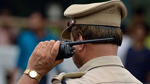 ഒടുവിൽ കേസെടുത്ത് പൊലീസ്; പത്തനംതിട്ടയിൽ വയോധികയുടെ സ്വർണം നഷ്ടമായതിൽ വിശ്വാസ വഞ്ചന ചുമത്തി