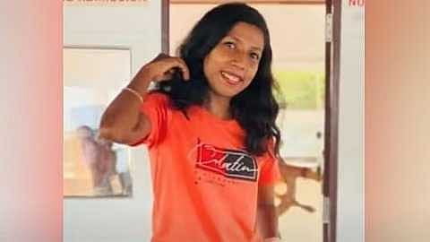 12കാരിയെ പീഡിപ്പിച്ച കേസിലെ പ്രതി സ്നേഹ മെര്ലിനെതിരെ വീണ്ടും പോക്സോ;
ഇരയായ പെണ്കുട്ടിയുടെ സഹോദരനെയും പീഡിപ്പിച്ചതായി പരാതി