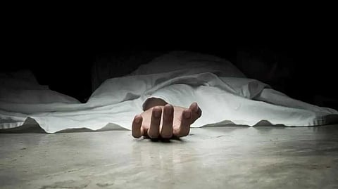 കൽപ്പറ്റ പൊലീസ് സ്റ്റേഷനിൽ യുവാവ് ജീവനൊടുക്കിയ സംഭവം: രണ്ട് പൊലീസ് ഉദ്യോഗസ്ഥർക്ക് സസ്പെൻഷൻ