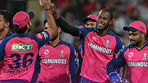 "അവർ ചെറുപ്പക്കാർ ആണെങ്കിലെന്താ? രാജ്യത്തിനായി നന്നായി കളിക്കുന്നില്ലേ"; രാജസ്ഥാൻ്റെ വിമർശകരെ തള്ളി നായകൻ സഞ്ജു സാംസൺ