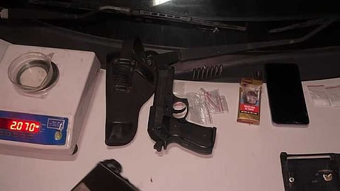 ലൈസൻസ് ഇല്ല, മൂവാറ്റുപുഴയിൽ ലഹരി സംഘം തോക്ക് കരുതിയത് ഇടപാടിന് സുരക്ഷ ഉറപ്പാക്കാൻ: എക്സൈസ്