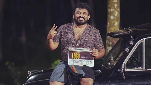 'ദൃശ്യം പോലൊരു സിനിമയല്ല തുടരും'; ഇതില് ട്വിസ്റ്റേയില്ലെന്ന് തരുണ് മൂര്ത്തി