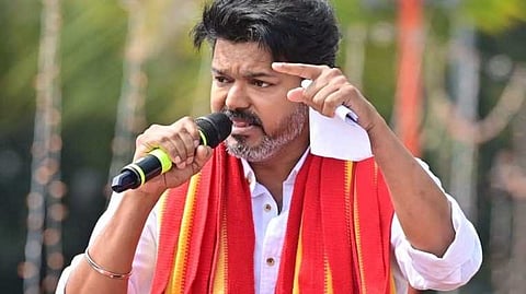 AIADMK ബിജെപിയുടെ പരസ്യപങ്കാളിയെങ്കിൽ, DMK രഹസ്യപങ്കാളി; വിമർശനവുമായി വിജയ്