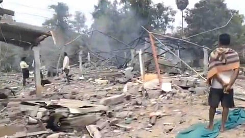 ആന്ധ്രപ്രദേശില് പടക്ക നിര്മാണശാലയില് സ്ഫോടനം; എട്ട് മരണം