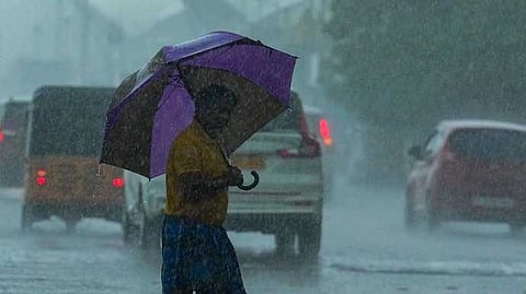 കേരളത്തിൽ 9 ജില്ലകളിൽ തീവ്ര മഴയ്ക്ക് സാധ്യത; ഓറഞ്ച് അലേർട്ട് പ്രഖ്യാപിച്ചു
