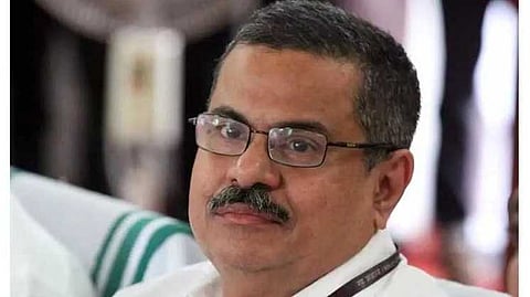 അനധികൃത സ്വത്ത് സമ്പാദന പരാതി; സിബിഐ അന്വേഷണം നിയമപരമായി നേരിടാൻ കെ. എം. എബ്രഹാം