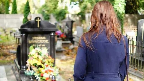 മരിച്ചുപോയ അമ്മയുടെ പെൻഷൻ മൂന്ന് വർഷം മകൾ വാങ്ങി; തട്ടിപ്പ് പുറത്തുവന്നതോടെ വിചിത്ര ന്യായീകരണം