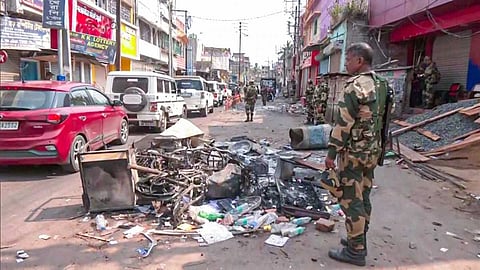 മുർഷിദാബാദിൽ സ്ഥിതി നിയന്ത്രണവിധേയം; ഹൈക്കോടതിയിൽ റിപ്പോർട്ട് സമർപ്പിച്ച് ബംഗാൾ സർക്കാർ