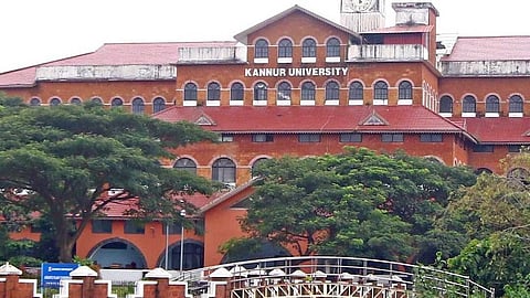 ചോദ്യപേപ്പർ ചോർച്ച: പാലക്കുന്ന് ഗ്രീൻവുഡ്സ് കോളേജ് പ്രിൻസിപ്പലിനെതിരെ കേസ്