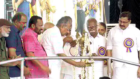 എൽഡിഎഫ് സർക്കാരിൻ്റെ നാലാം വാർഷികാഘോഷങ്ങൾക്ക് തുടക്കം; എൻ്റെ കേരളം’ പ്രദർശന-വിപണന മേള ഉദ്ഘാടനം ചെയ്ത് മുഖ്യമന്ത്രി