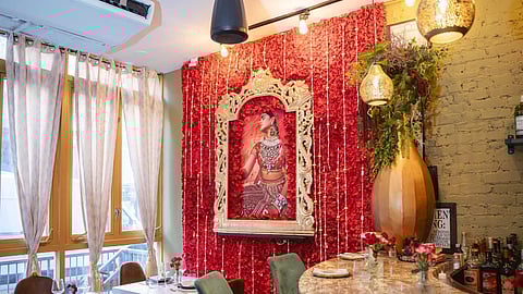 മാഡം ജീ കീ ശാദി; ന്യൂയോർക്കിലെ ബോളിവുഡ് വെഡിങ് വൈബ്!