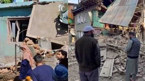 കടുത്ത നടപടിയുമായി കശ്മീർ പൊലീസ്; ഭീകരരുടെ വീടുകൾ ബോംബിട്ട് തകർത്തു