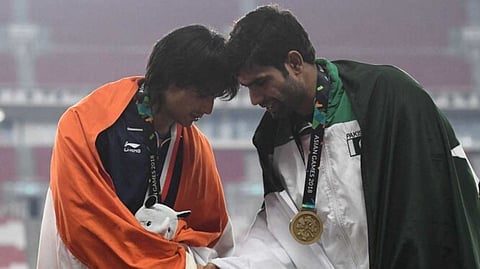 'നദീമിനെ ക്ഷണിച്ചത് മികച്ച താരമായതിനാല്', പാക് ഒളിമ്പ്യനെ ഇന്ത്യയിലേക്ക് ക്ഷണിച്ചതിന് പിന്നാലെ വിവാദം; മറുപടിയുമായി നീരജ് ചോപ്ര