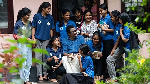ലഹരിവിരുദ്ധ സന്ദേശവുമായി കുട്ടിക്കൂട്ടം ഇറങ്ങി; ആതിഥ്യമരുളി കാട്ടാക്കട നിവാസികൾ
