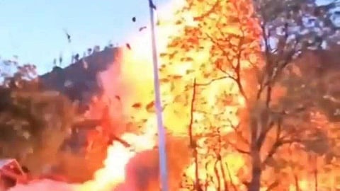 കശ്മീരില് വീട് തകര്ക്കല് തുടരുന്നു; കുപ്വാരയില് ഭീകരന്റെ വീട് സ്ഫോടനത്തില് തകര്ത്തു