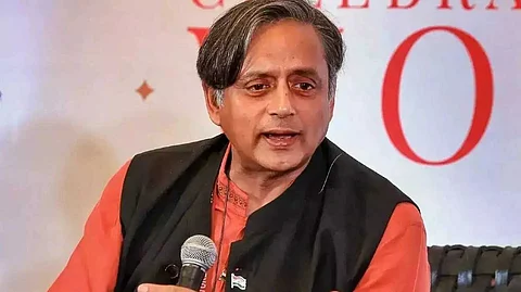 കുറ്റമറ്റ ഇന്റലിജന്സ് സംവിധാനം ഒരു രാജ്യത്തിനുമുണ്ടാവില്ല; പഹല്ഗാമിലെ വീഴ്ച ഇപ്പോള് ചര്ച്ചയാക്കേണ്ടതില്ലെന്ന് ശശി തരൂര്