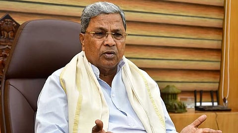 സിദ്ധരാമയ്യയെ പാക് രത്നമെന്ന് വിശേഷിപ്പിച്ച് ബിജെപി; പാകിസ്ഥാനുമായി യുദ്ധം വേണ്ടെന്ന മുഖ്യമന്ത്രിയുടെ പ്രസ്താവന വിവാദത്തിൽ